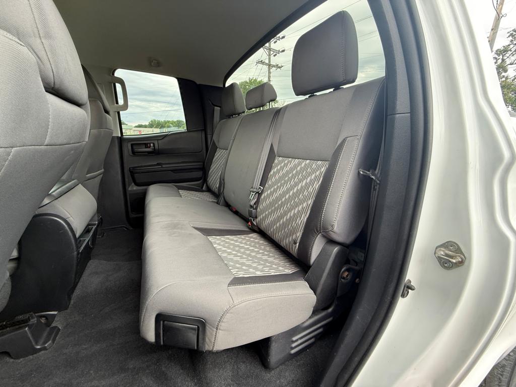 2019 Toyota Tundra — photo 30