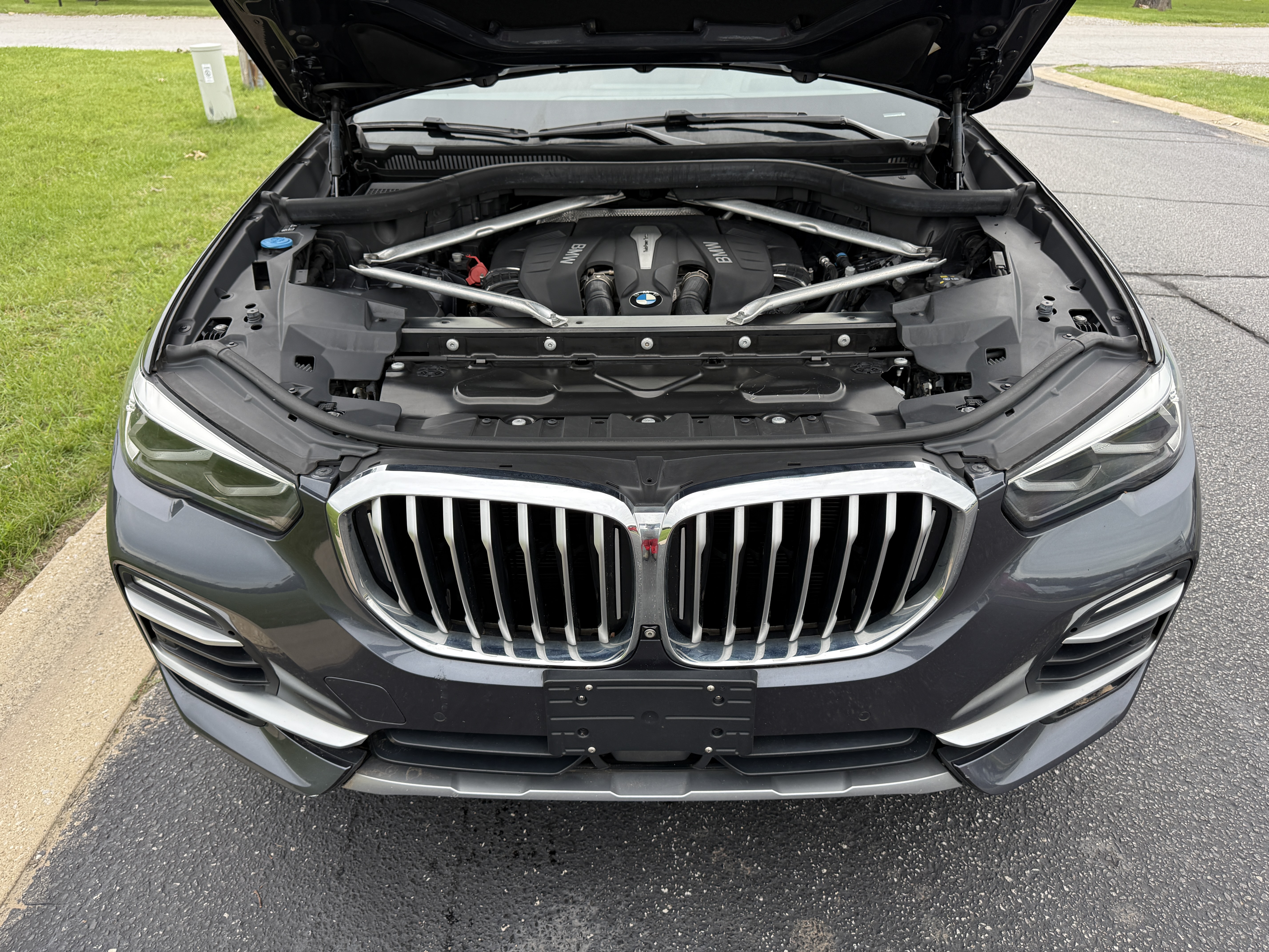 2019 BMW X5 — photo 2