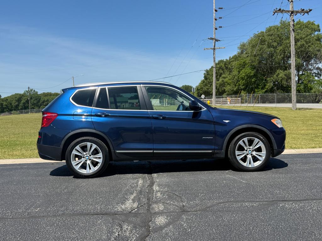 2011 BMW X3 — photo 17