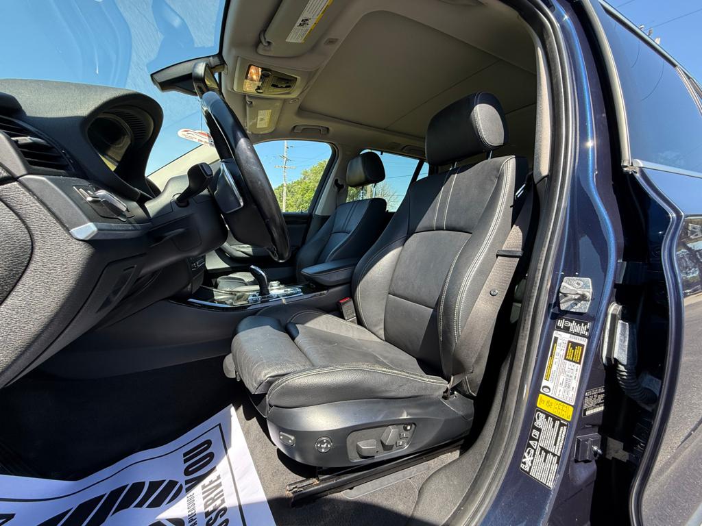 2011 BMW X3 — photo 27