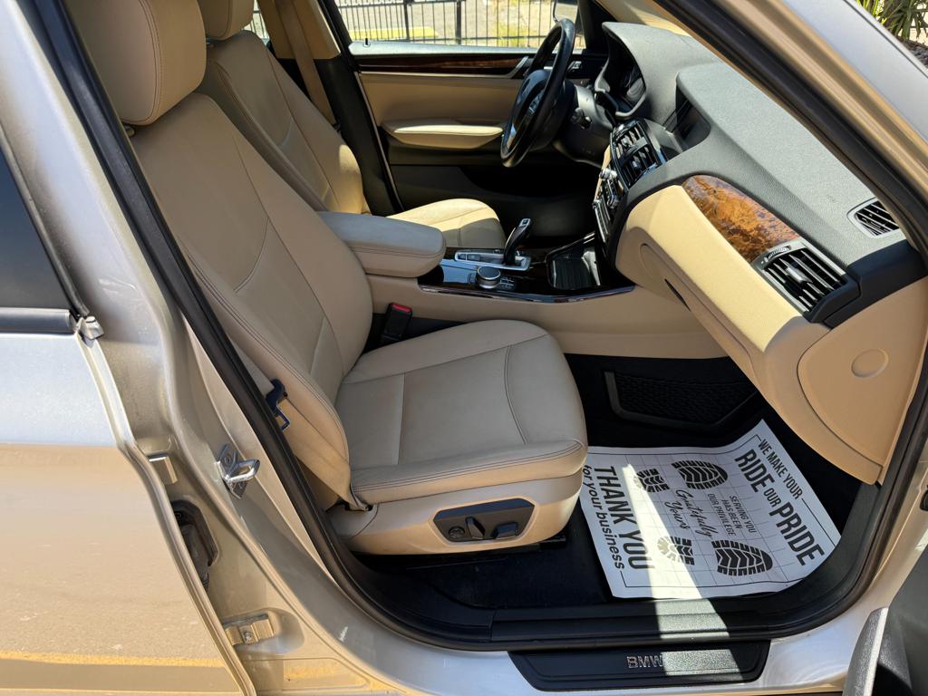 2017 BMW X3 — photo 18