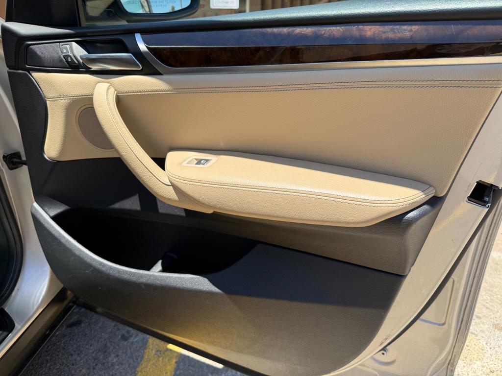 2017 BMW X3 — photo 21