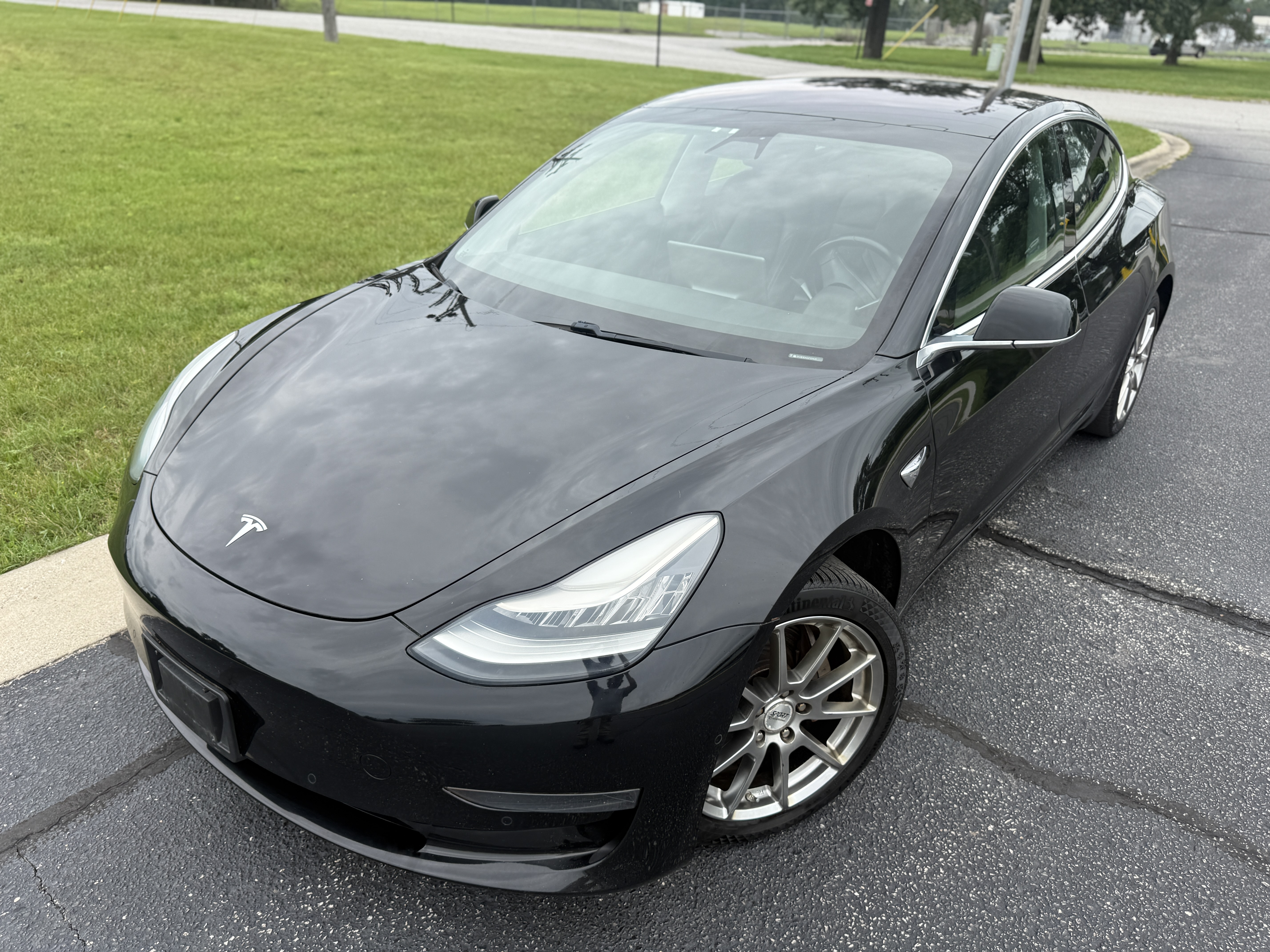 2018 Tesla Model 3 Long Range — photo 1