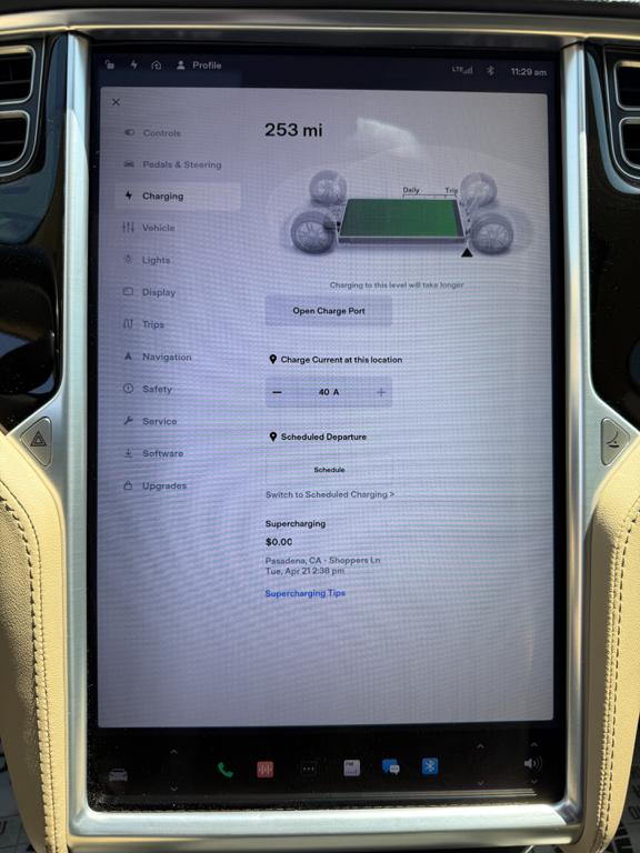 2014 Tesla S 85 — photo 22