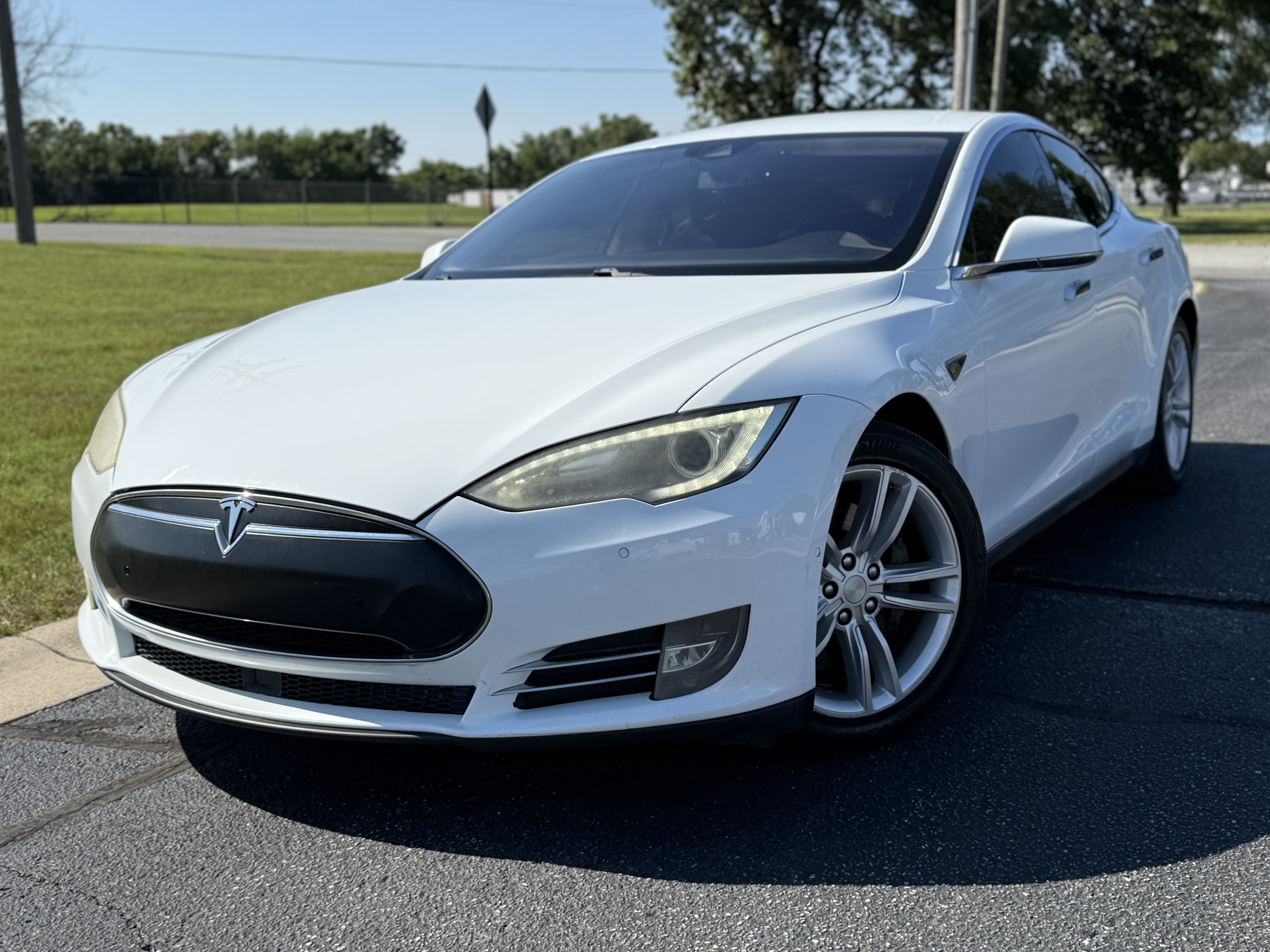 2015 Tesla S — photo 1