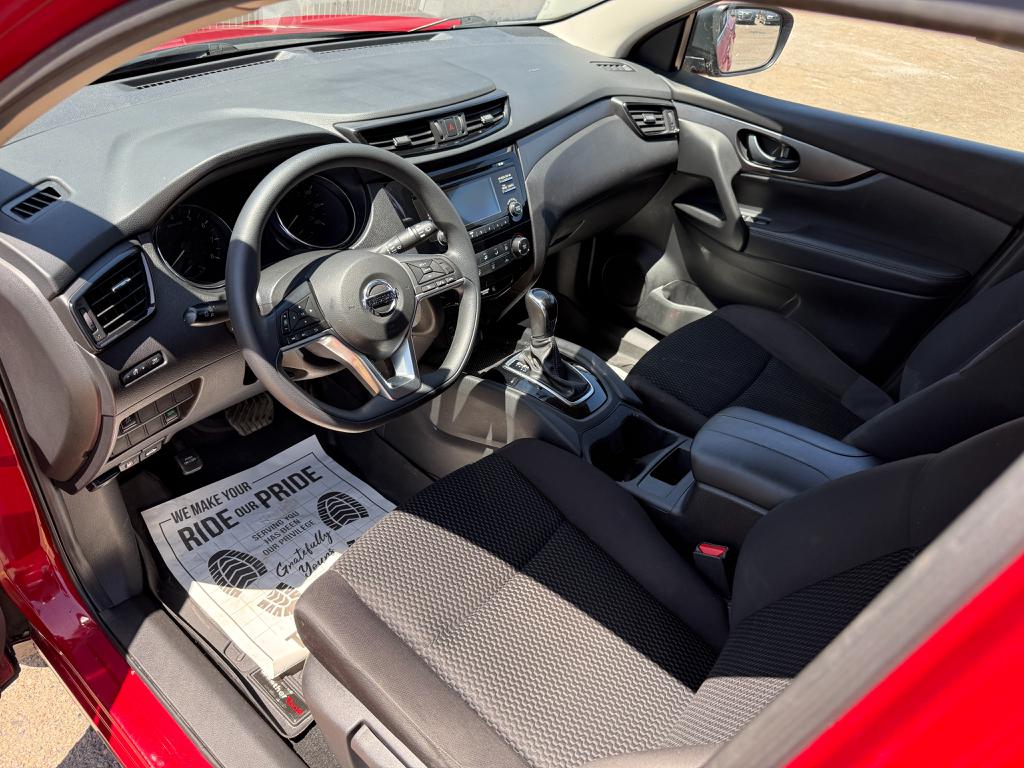 2017 Nissan Rogue Sport — photo 19