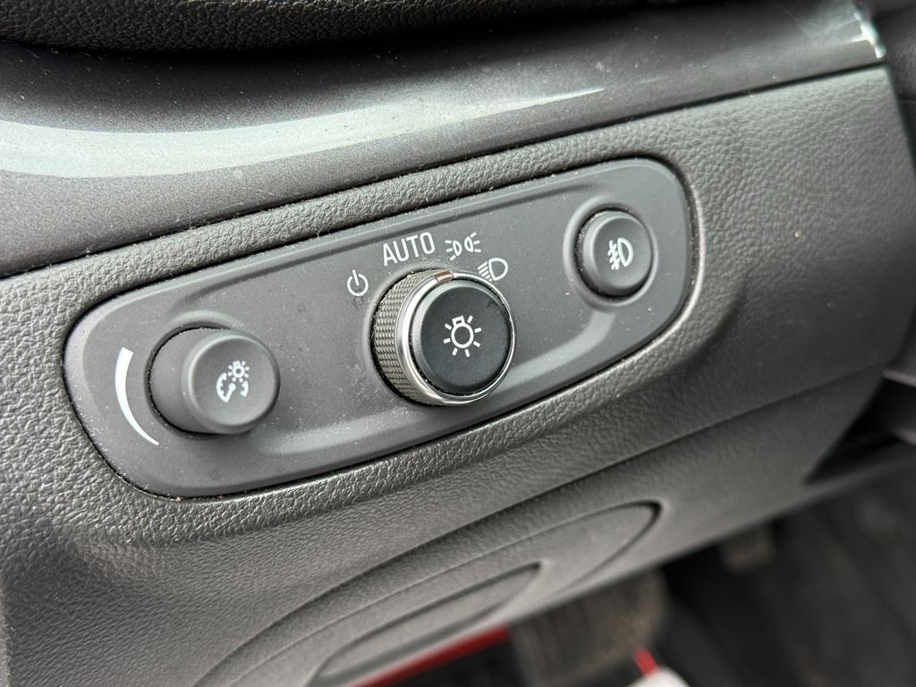 2020 Buick Encore — photo 39