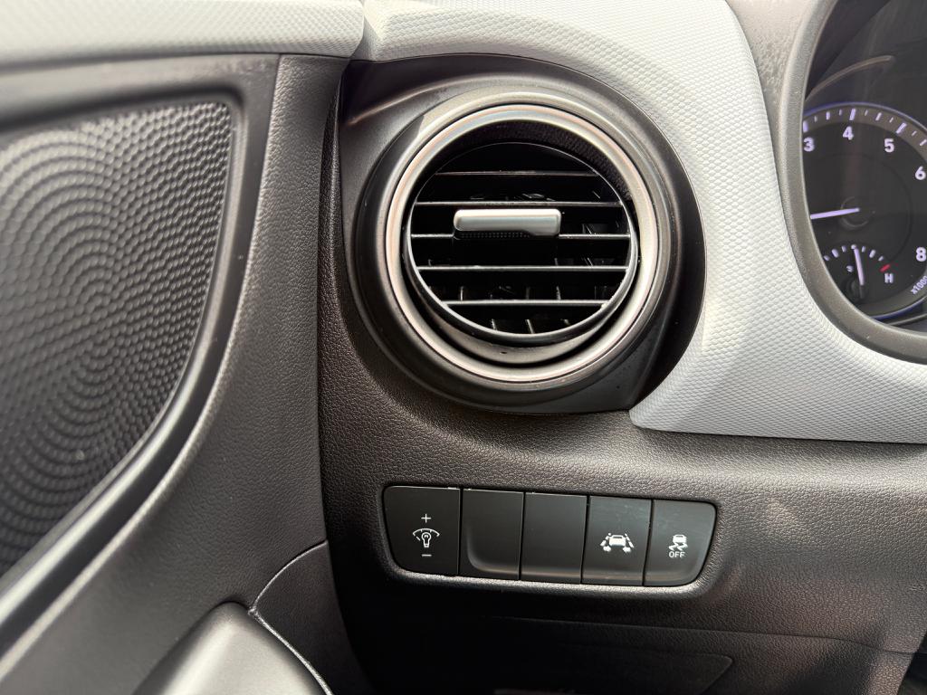 2020 Hyundai Kona — photo 17