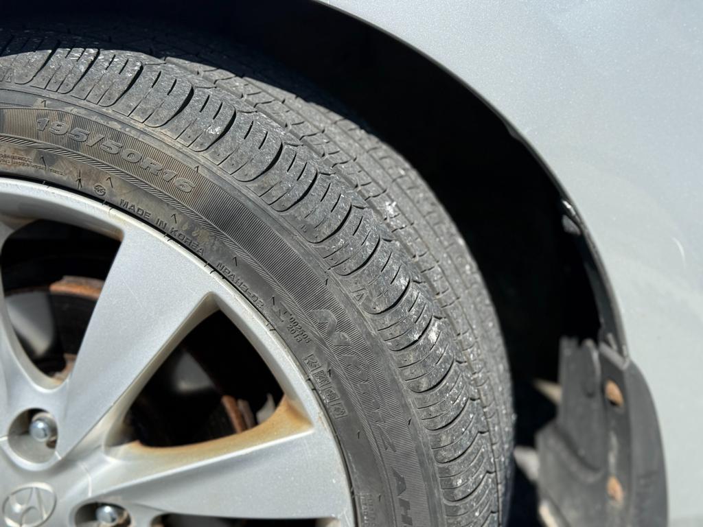 2014 Hyundai Accent — photo 11