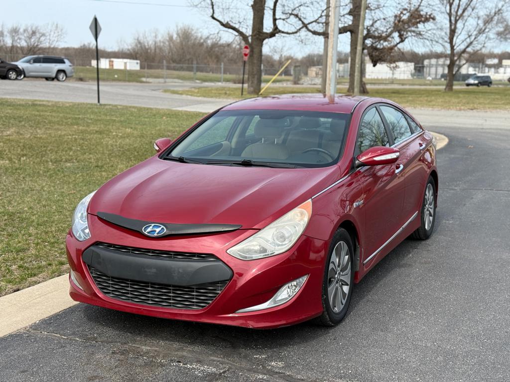 2013 Hyundai Sonata — photo 2