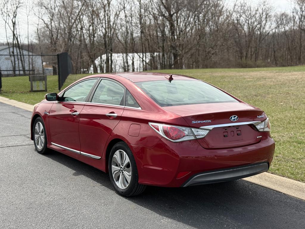 2013 Hyundai Sonata — photo 17