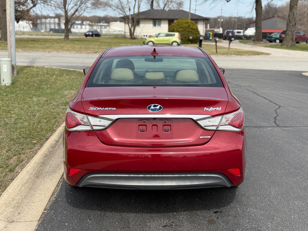 2013 Hyundai Sonata — photo 21