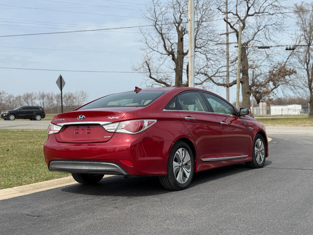 2013 Hyundai Sonata — photo 27