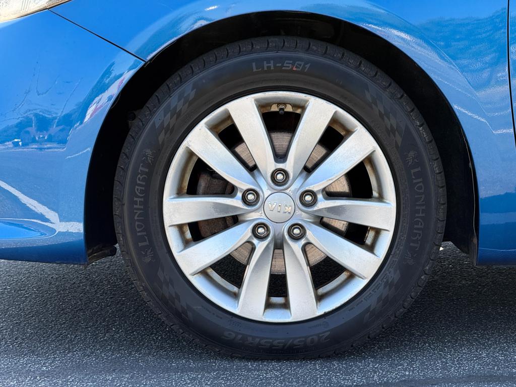 2014 Kia Forte — photo 28