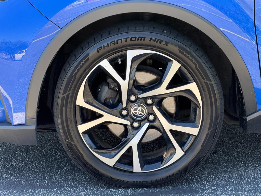 2021 Toyota C-Hr — photo 22