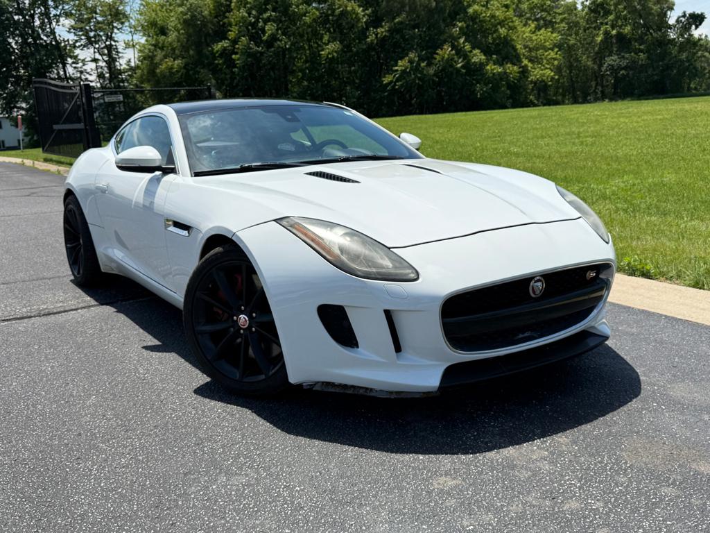 2015 Jaguar F-Type — photo 2