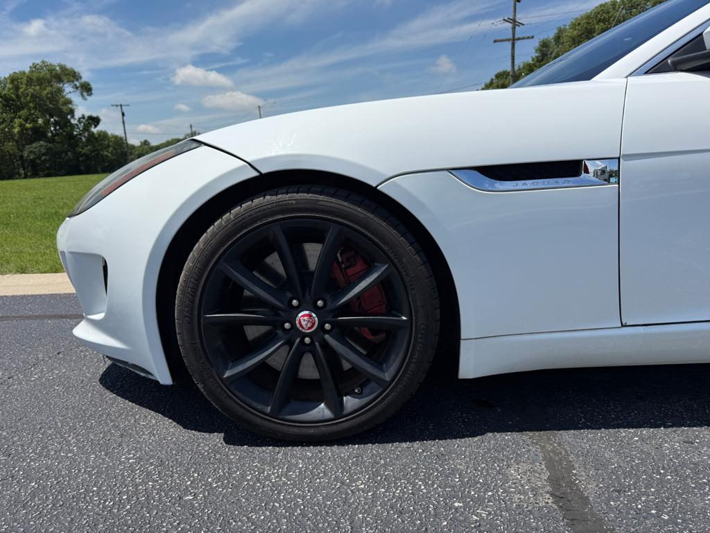 2015 Jaguar F-Type — photo 8