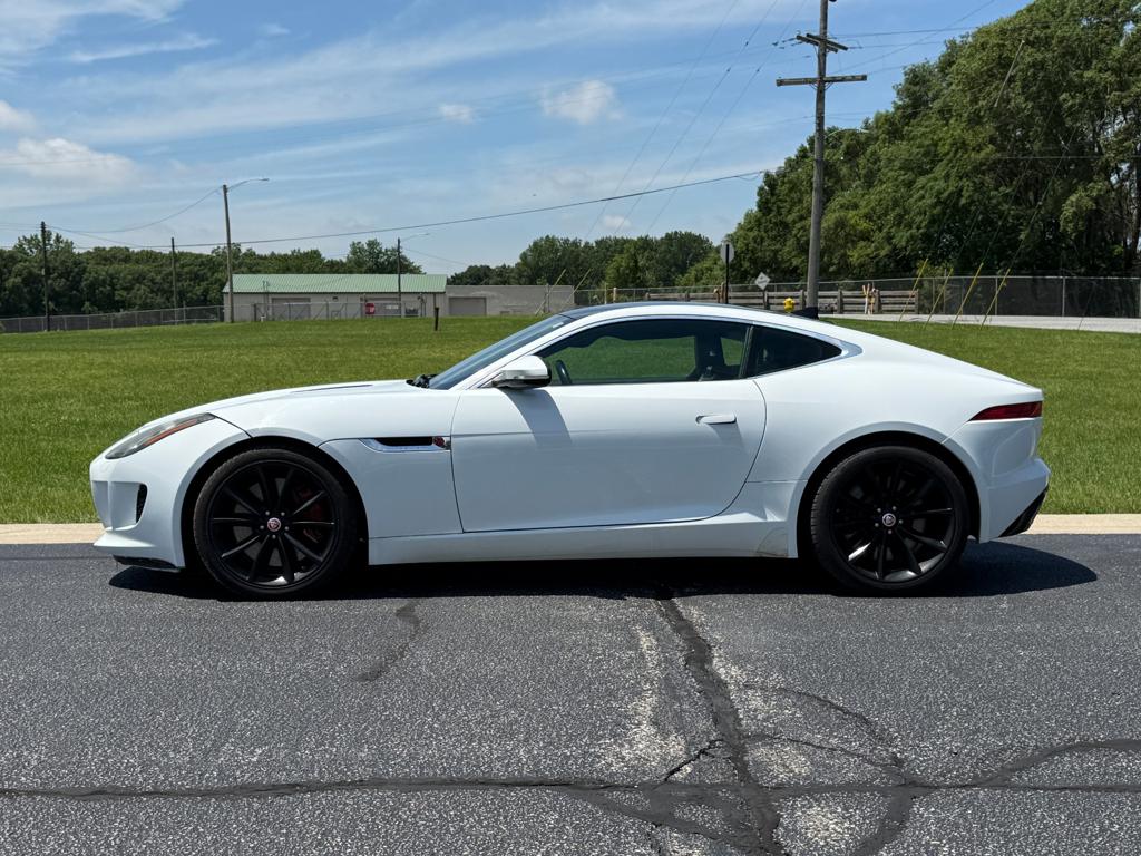 2015 Jaguar F-Type — photo 11