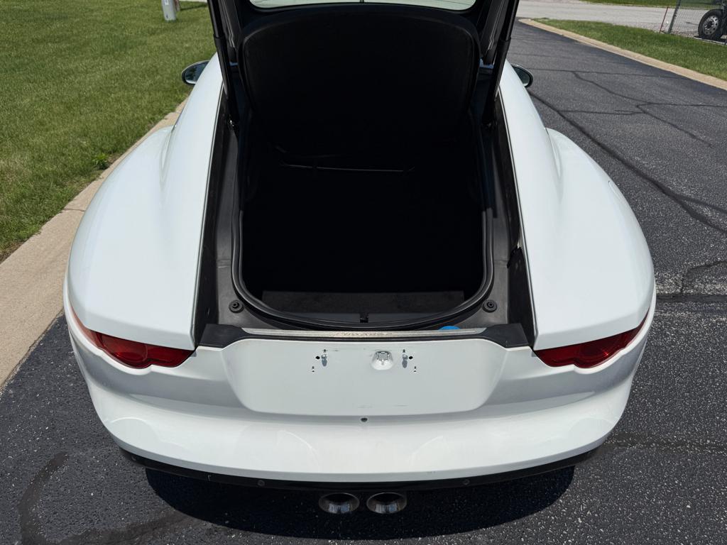 2015 Jaguar F-Type — photo 14