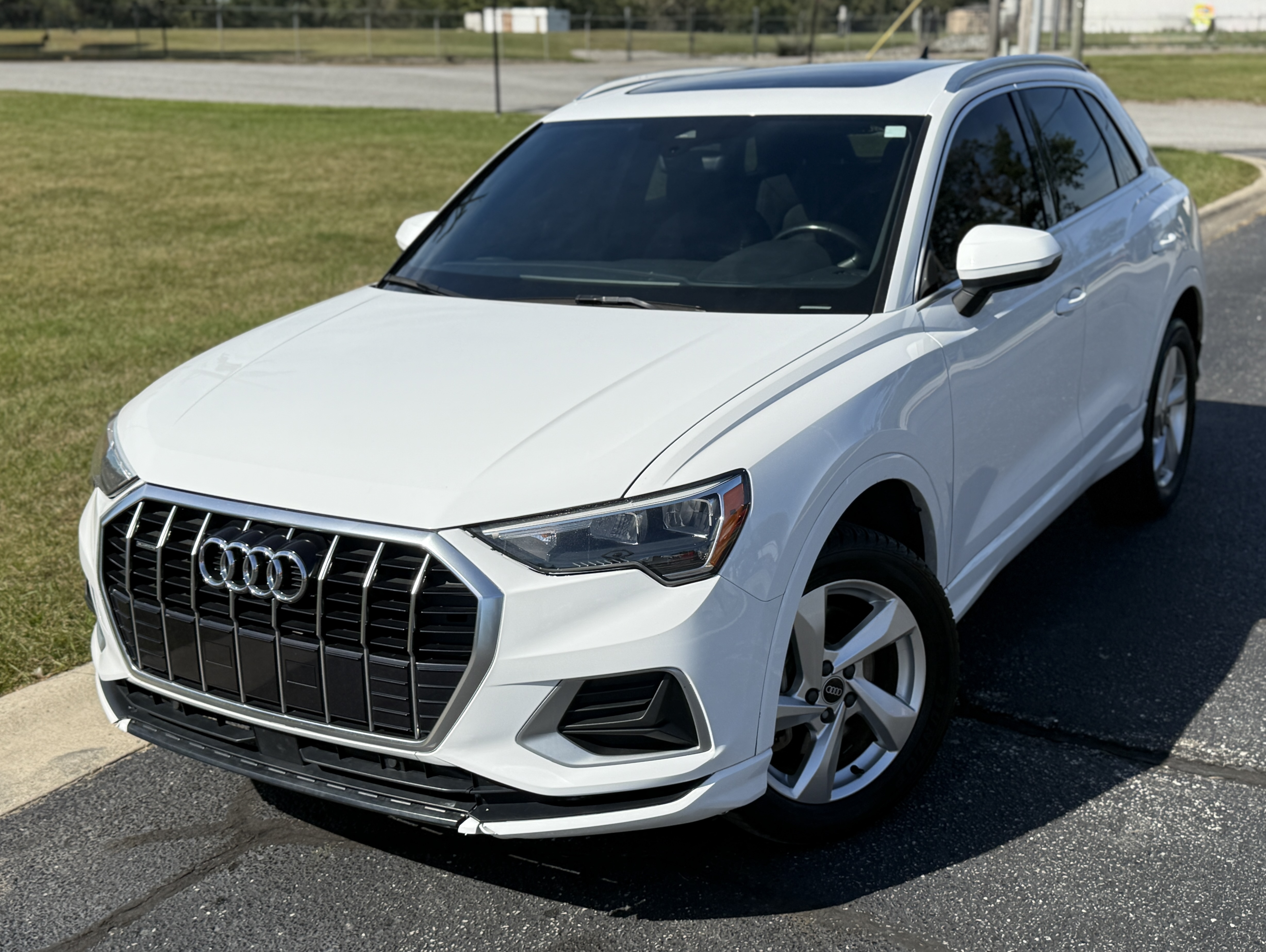2021 Audi Q3 40 Premium — photo 1