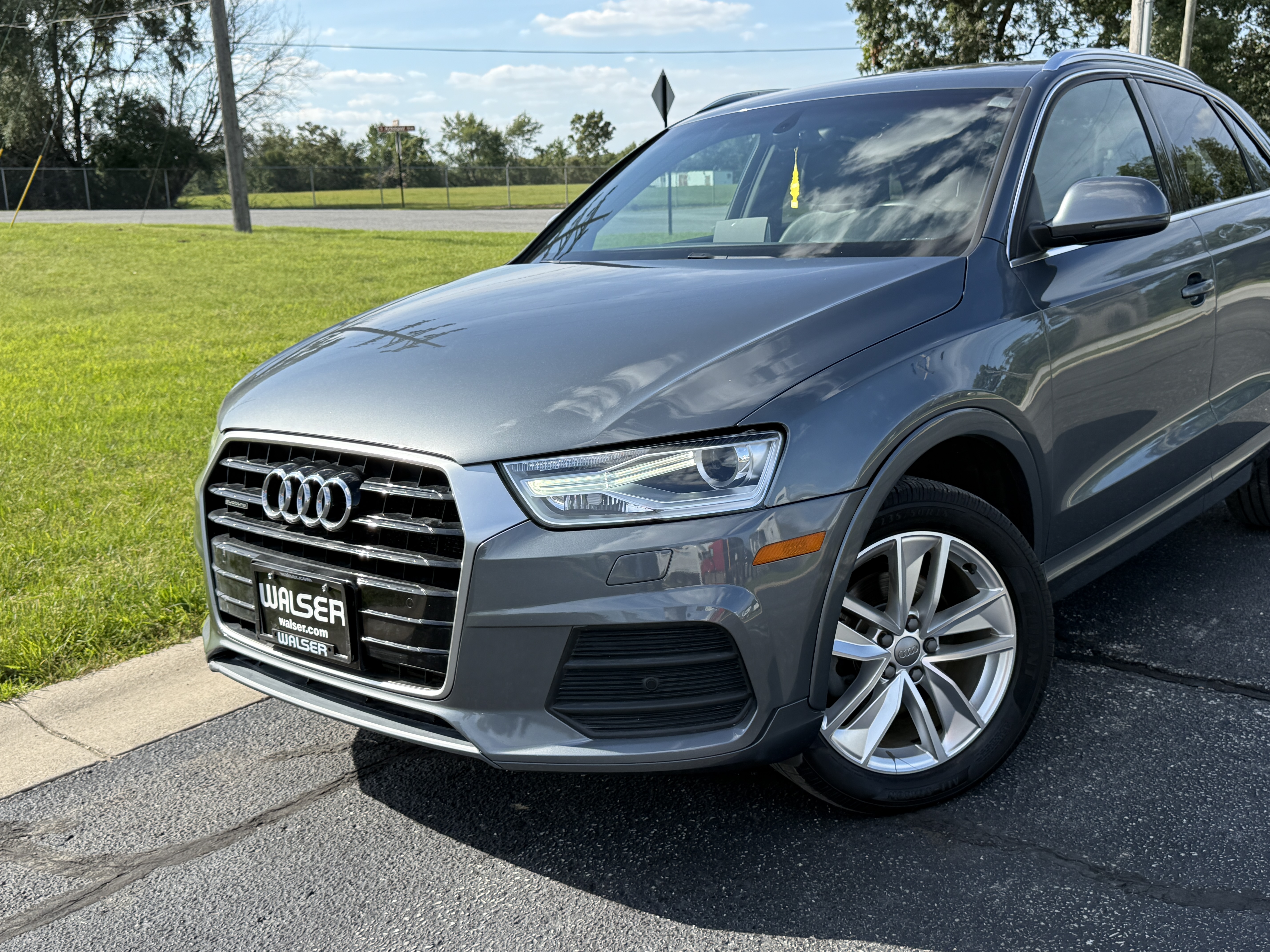 2016 Audi Q3 — photo 1