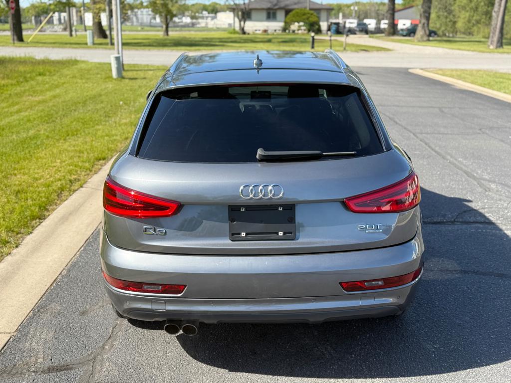 2015 Audi Q3 — photo 18