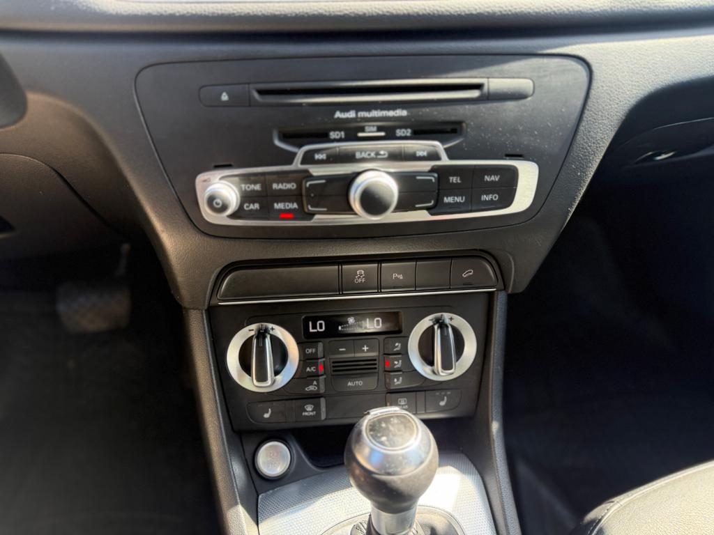 2015 Audi Q3 — photo 24