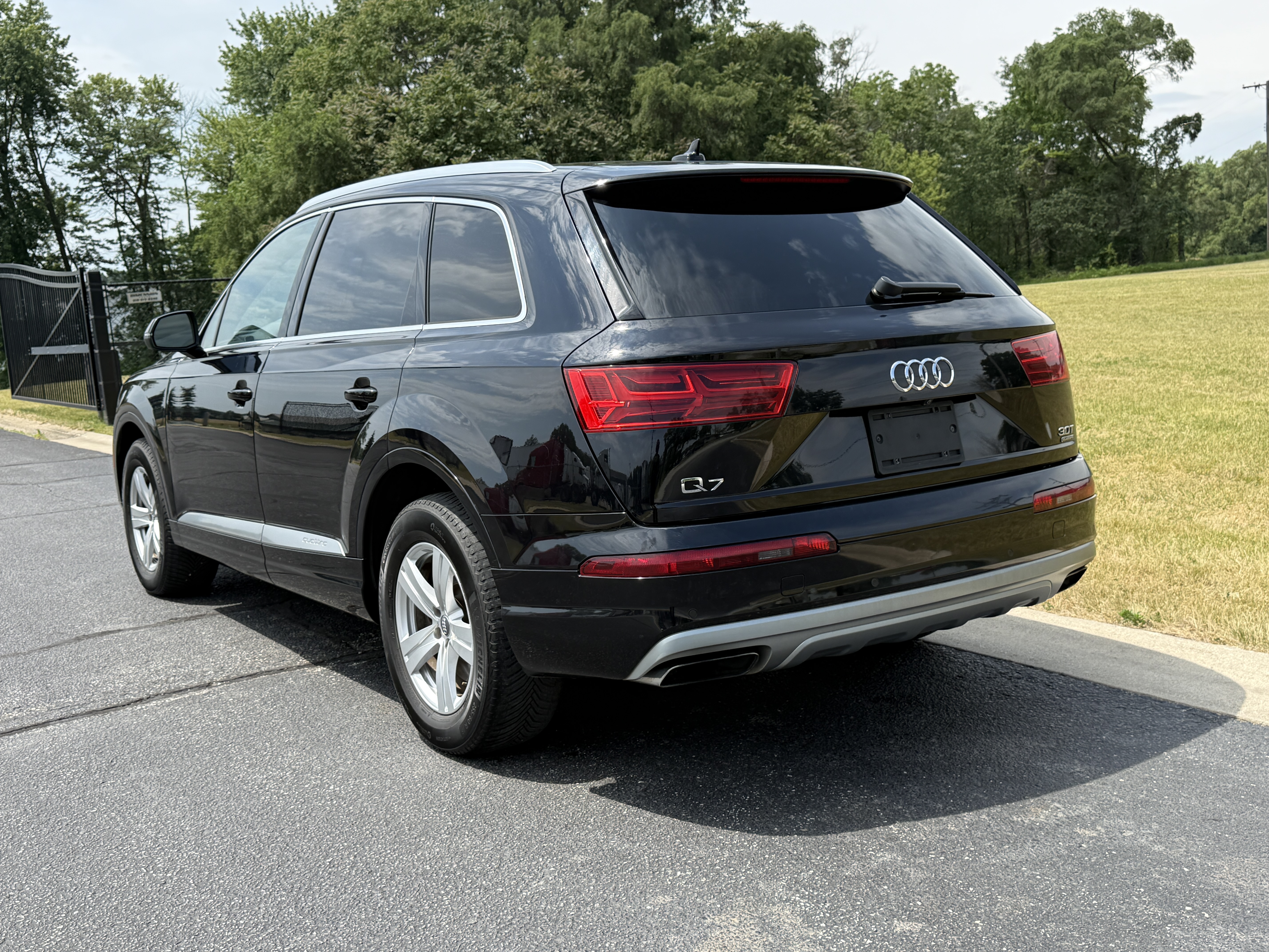 2017 Audi Q7 — photo 12