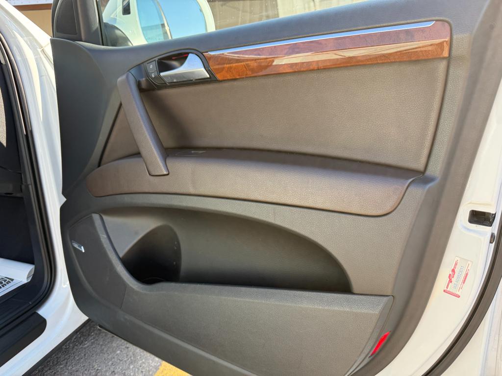 2015 Audi Q7 — photo 23