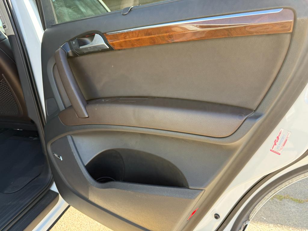 2015 Audi Q7 — photo 26