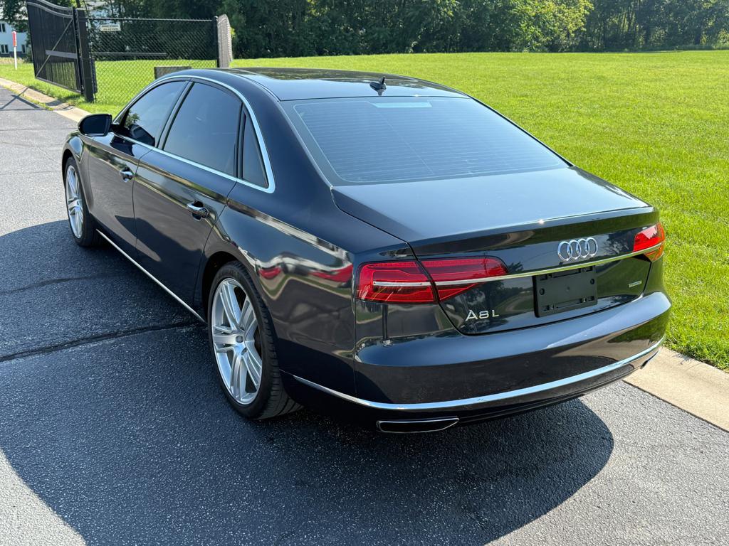 2016 Audi A8 — photo 10