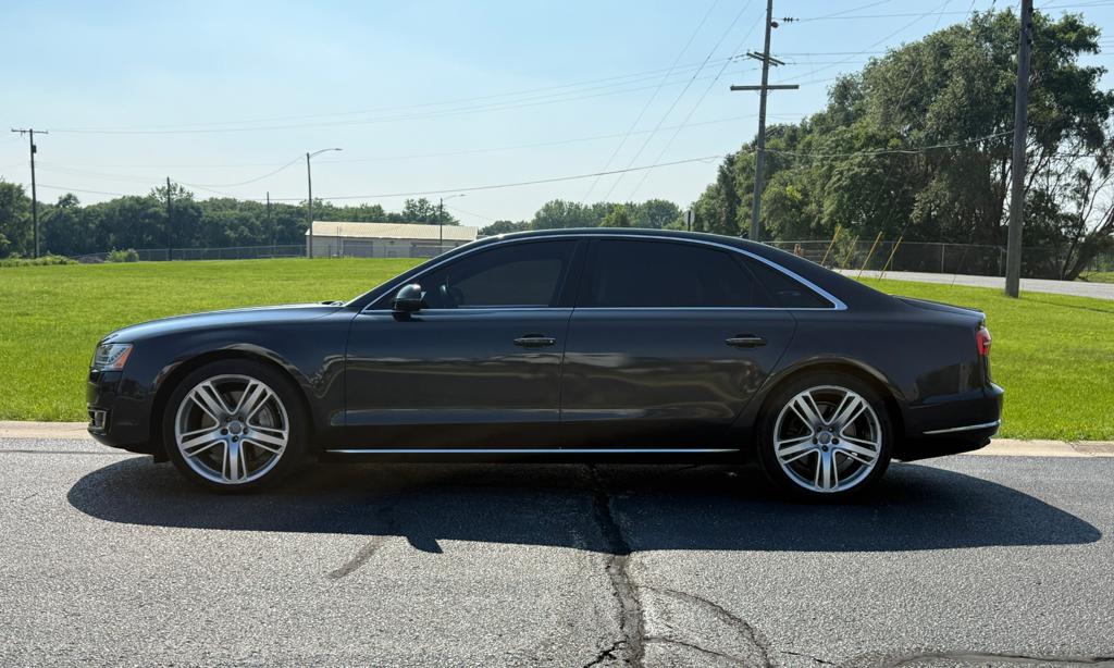 2016 Audi A8 — photo 11