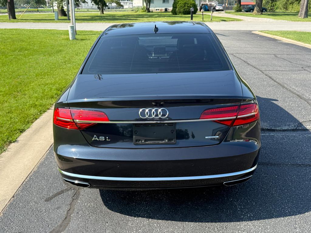 2016 Audi A8 — photo 18