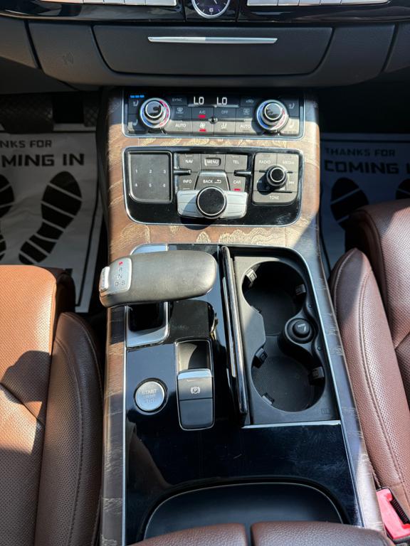 2016 Audi A8 — photo 23
