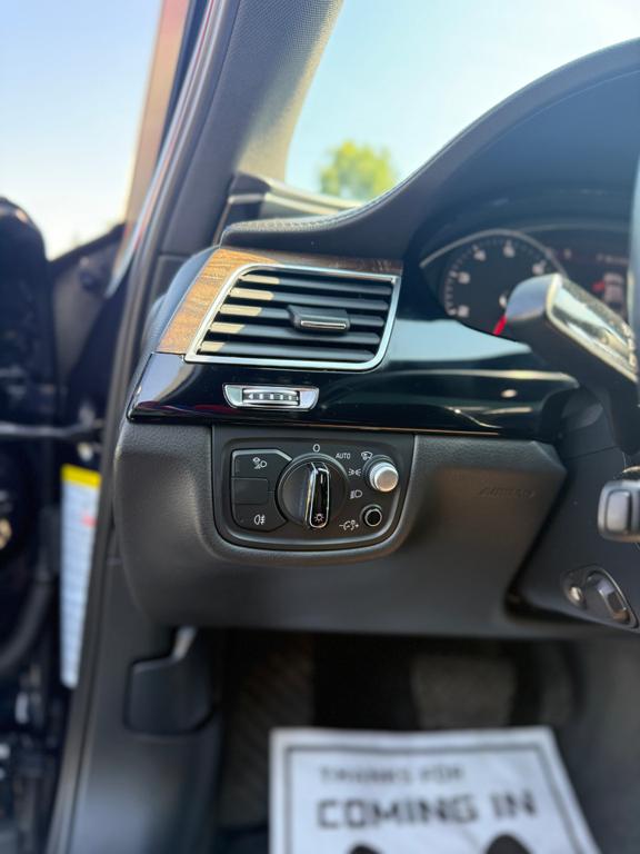 2016 Audi A8 — photo 28