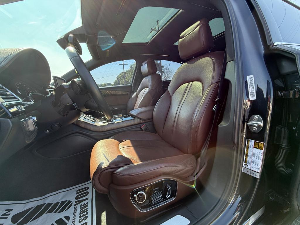 2016 Audi A8 — photo 31