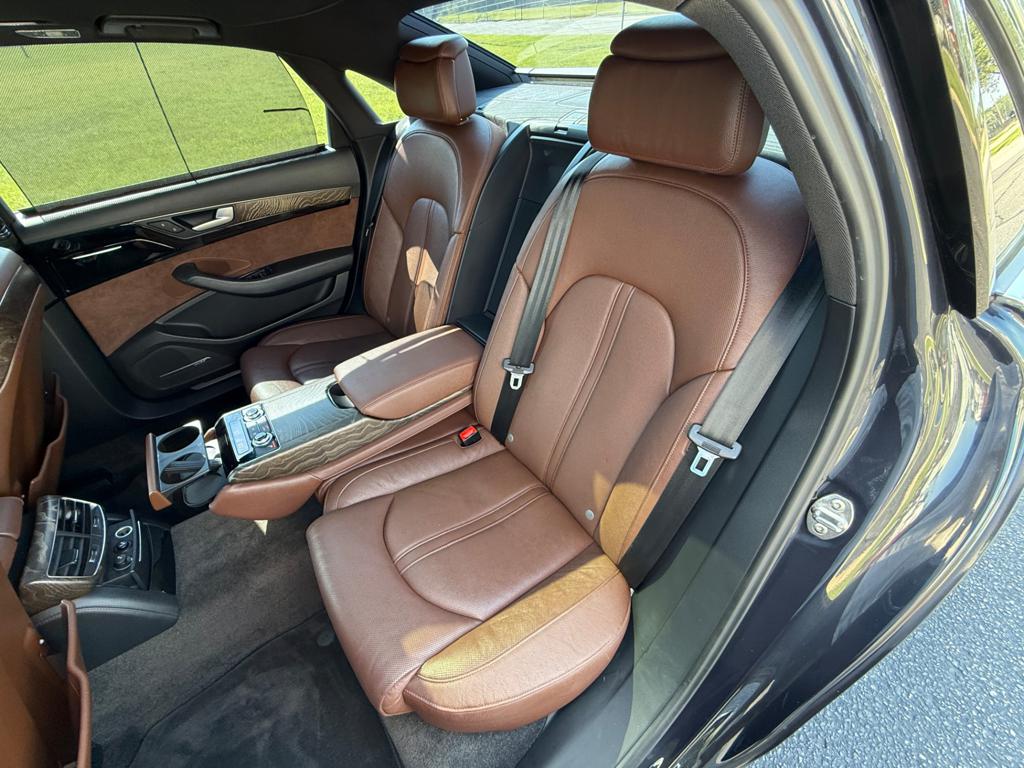 2016 Audi A8 — photo 38
