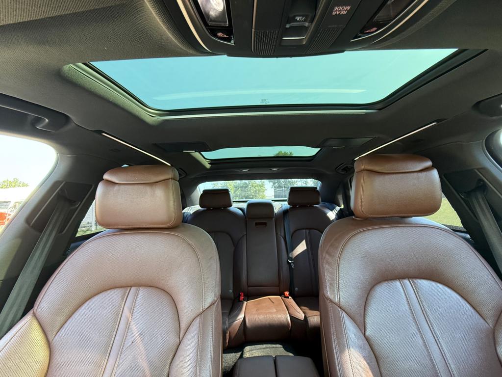 2016 Audi A8 — photo 44