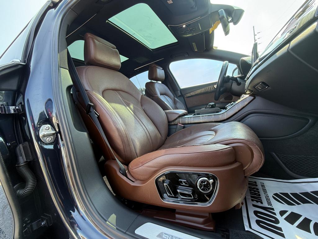 2016 Audi A8 — photo 50
