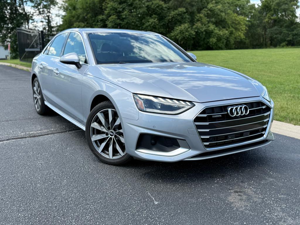 2022 Audi A4 — photo 2