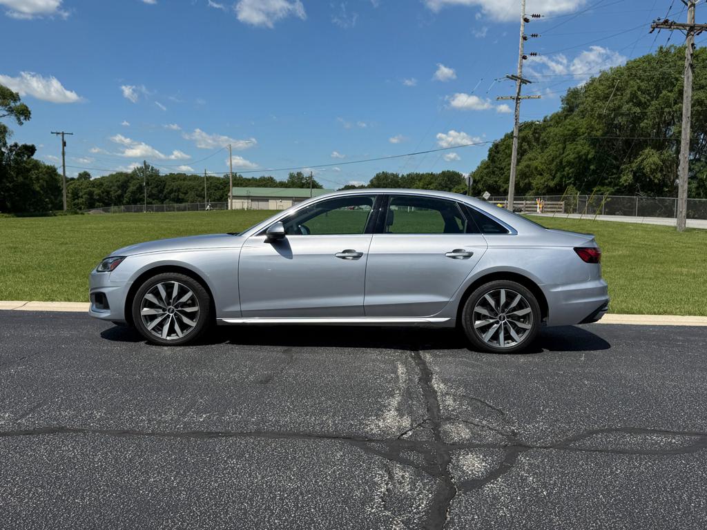 2022 Audi A4 — photo 4