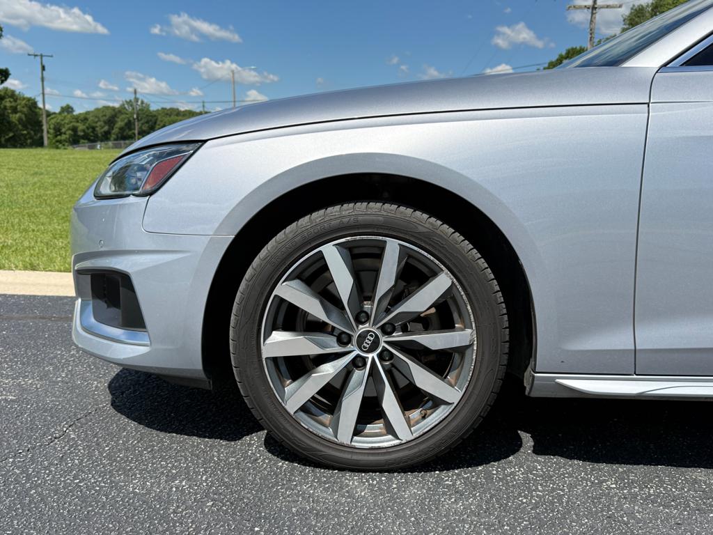 2022 Audi A4 — photo 9