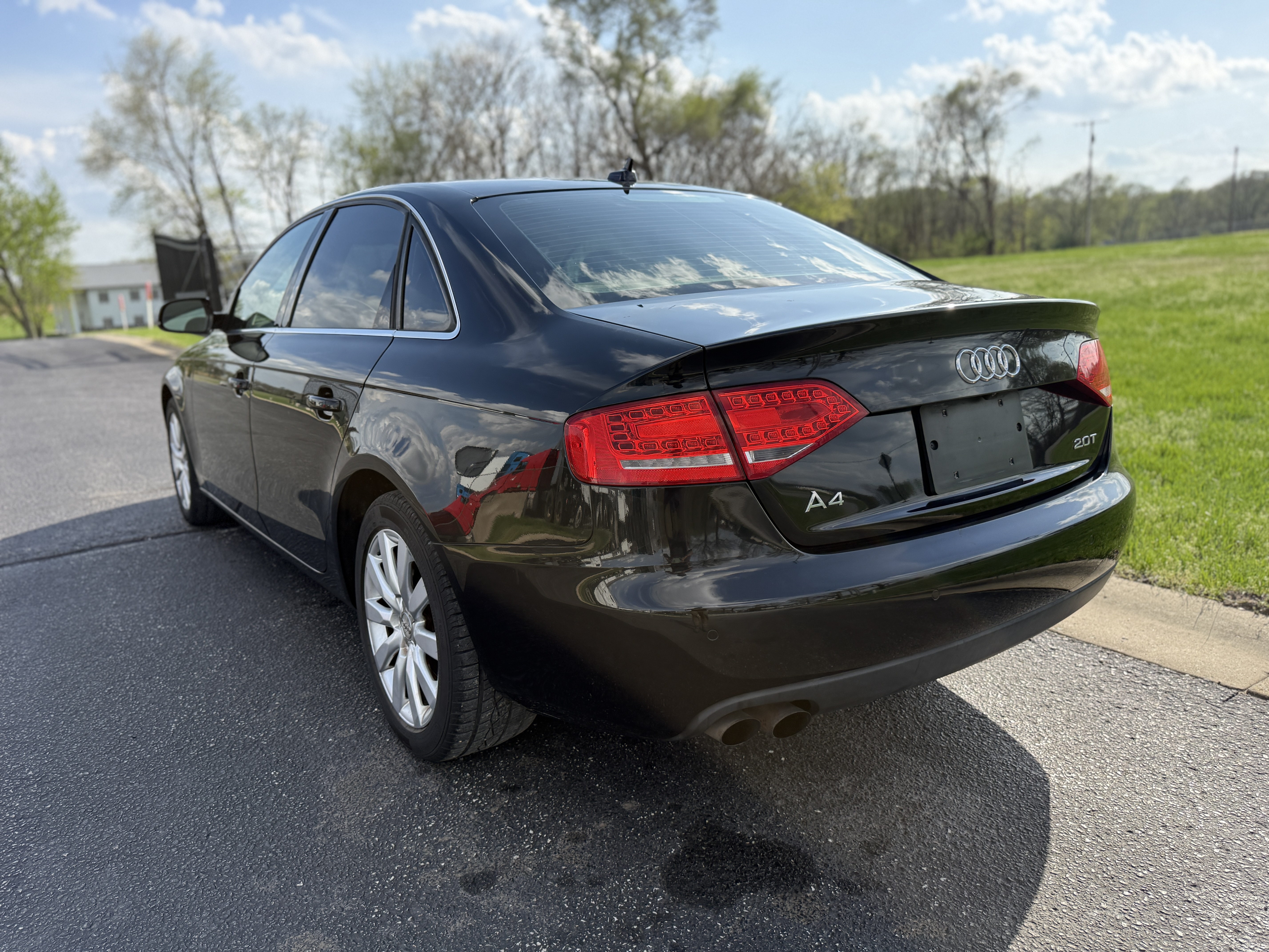 2010 Audi A4 — photo 12