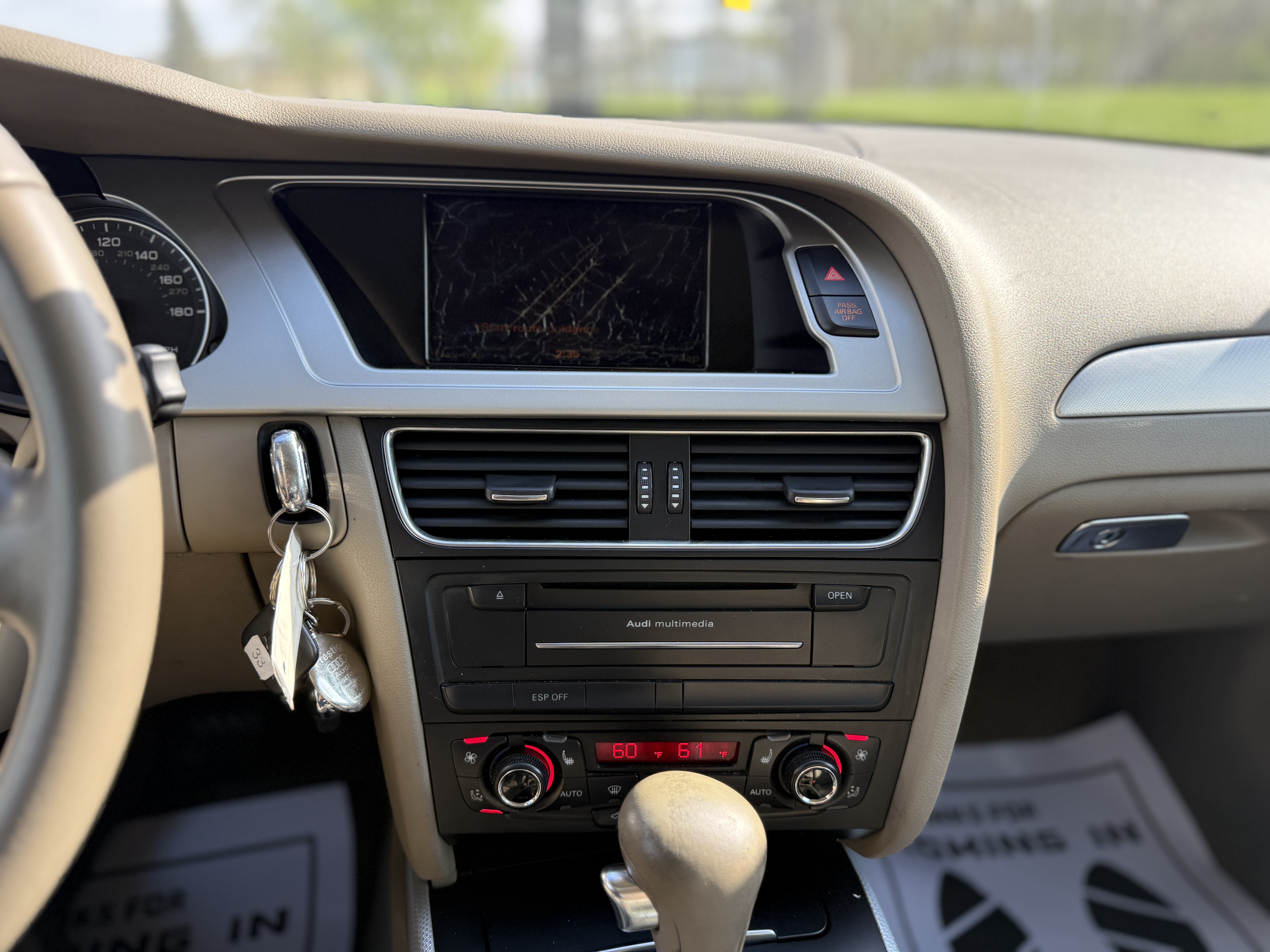 2010 Audi A4 — photo 22
