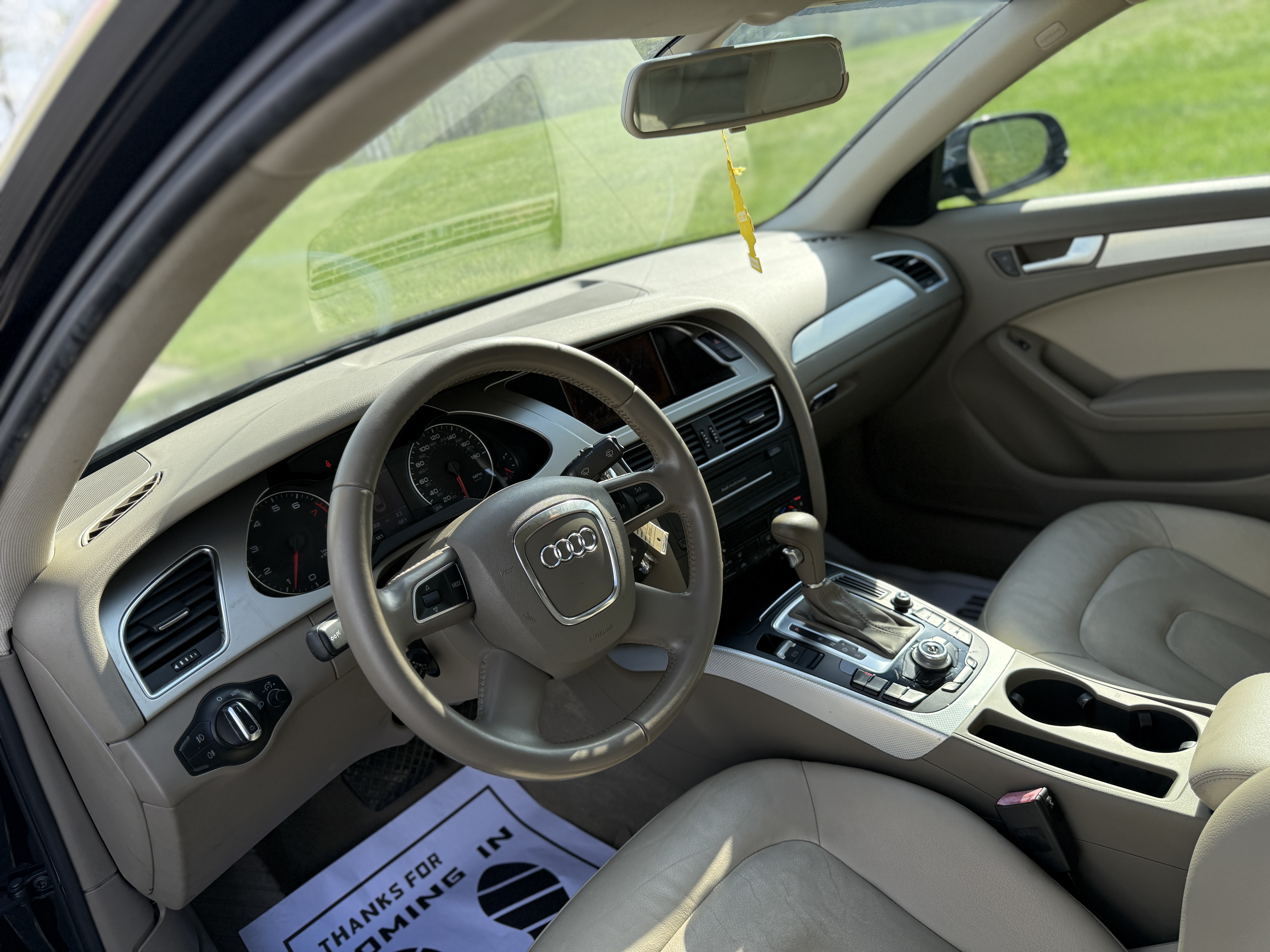 2010 Audi A4 — photo 25