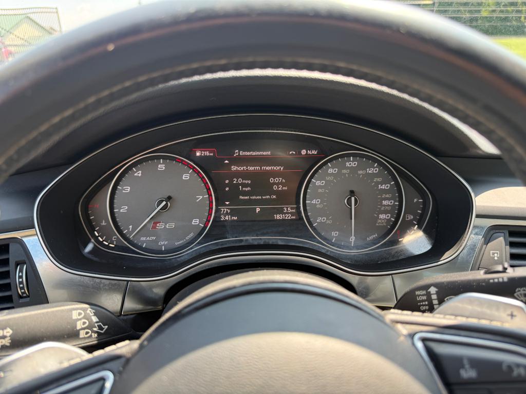 2017 Audi S6 — photo 21