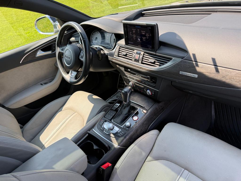 2017 Audi S6 — photo 47