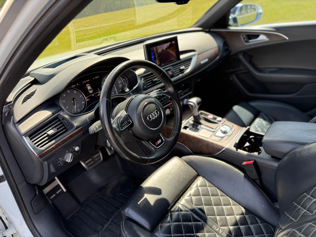 2013 Audi S6 — photo 28