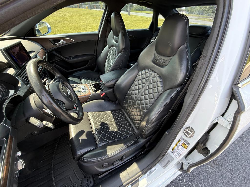 2013 Audi S6 — photo 30