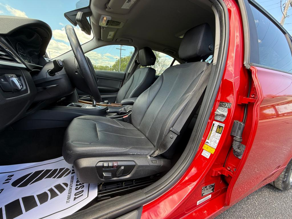 2015 BMW 320 — photo 23